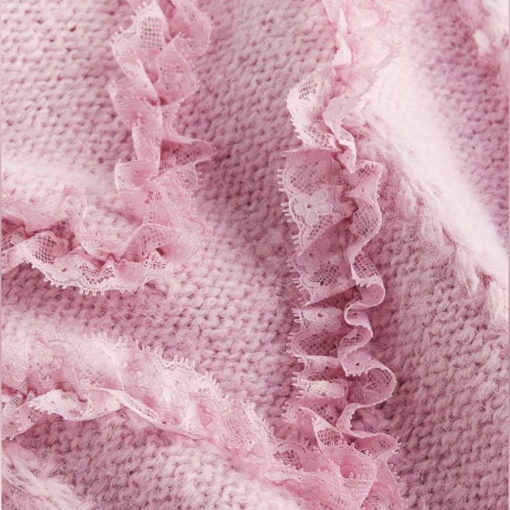H&M Lace-Trimmed Sweater Pink Small - Picture 3 of 10